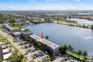 1100 Crystal Lake Dr, Deerfield Beach, FL 33064 - Photo 26