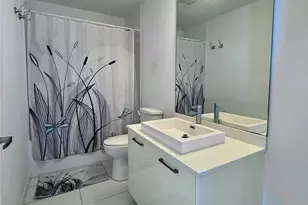 151 SE 1st St, Miami, FL 33131 - Photo 4