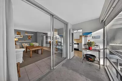 400 SE 10th Street #211, Deerfield Beach, FL 33441 - Photo 10