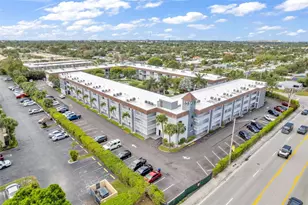 400 SE 10th St, Deerfield Beach, FL 33441 - Photo 34