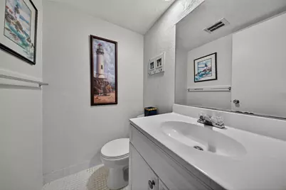 400 SE 10th Street #211, Deerfield Beach, FL 33441 - Photo 24