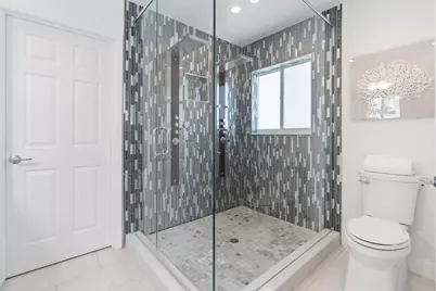 370 SE 3rd Court, Pompano Beach, FL 33060 - Photo 16