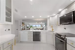 3111 NE 51st St, Fort Lauderdale, FL 33308 - Photo 4