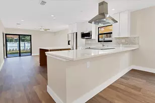 391 NW 58th Ave, Miami, FL 33126 - Photo 8