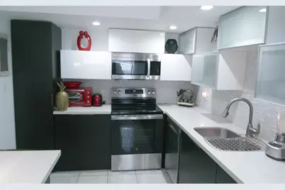 307 Saxony G #307, Delray Beach, FL 33446 - Photo 2