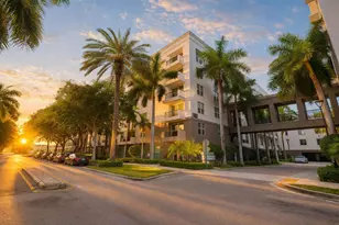 2401 NE 65th St, Fort Lauderdale, FL 33308 - Photo 2