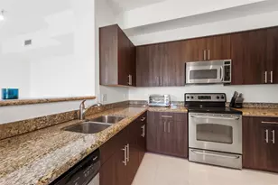 2401 NE 65th St, Fort Lauderdale, FL 33308 - Photo 8