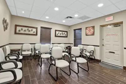 7471 W Oakland Park Boulevard, Tamarac, FL 33319 - Photo 12