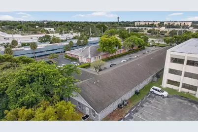 7471 W Oakland Park Boulevard, Tamarac, FL 33319 - Photo 64