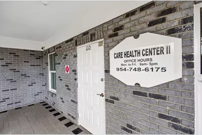 7471 W Oakland Park Boulevard, Tamarac, FL 33319 - Photo 10