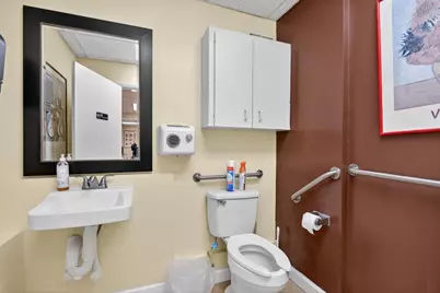 7471 W Oakland Park Boulevard, Tamarac, FL 33319 - Photo 48