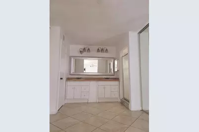 912 Springdale Circle, Palm Springs, FL 33461 - Photo 8