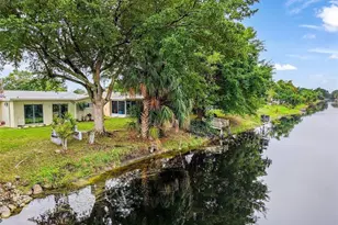 985 NW 69th Ave, Margate, FL 33063 - Photo 2