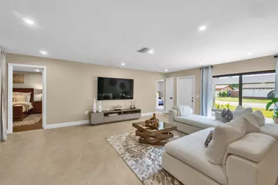 8871 NW 3rd Street, Hollywood, FL 33024 - Photo 6