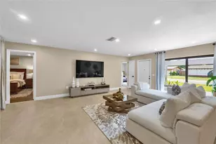 8871 NW 3rd St, Pembroke Pines, FL 33024 - Photo 6