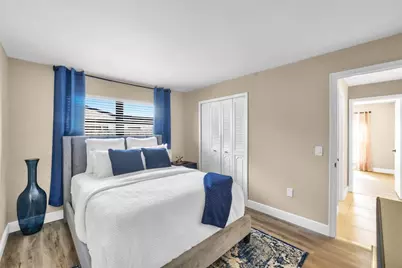 8871 NW 3rd Street, Hollywood, FL 33024 - Photo 28