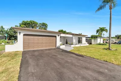 8871 NW 3rd Street, Hollywood, FL 33024 - Photo 2