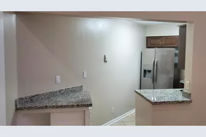 212 Lake Pointe Drive #314, Fort Lauderdale, FL 33309 - Photo 4