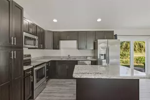 8007 Royal Ct, Labelle, FL 33935 - Photo 12