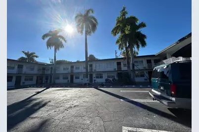 123 Erie Street #16, Lake Worth, FL 33461 - Photo 1