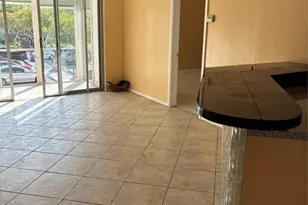 3040 NE 16th Ave, Oakland Park, FL 33334 - Photo 2