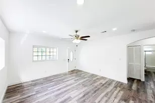 778 NW 80th St, Miami, FL 33150 - Photo 10