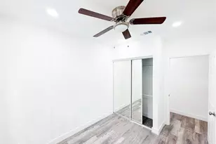 778 NW 80th St, Miami, FL 33150 - Photo 14