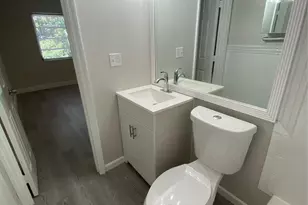 1400 NE 57th St, Fort Lauderdale, FL 33334 - Photo 8