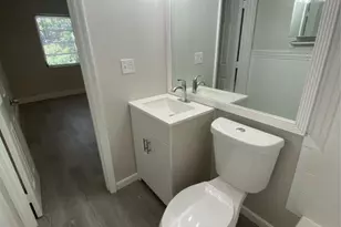 1400 NE 57th St, Fort Lauderdale, FL 33334 - Photo 8