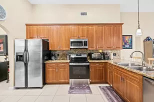 10658 St Thomas Dr, Boca Raton, FL 33498 - Photo 10