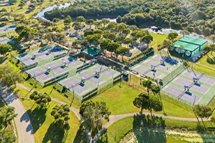 10658 St Thomas Dr, Boca Raton, FL 33498 - Photo 26