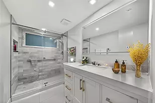 1711 SW 30th Pl, Fort Lauderdale, FL 33315 - Photo 12