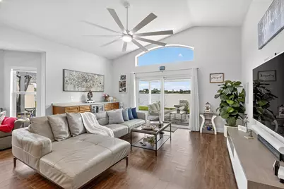 18728 NW 24th Court, Pembroke Pines, FL 33029 - Photo 12