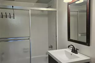 4898 NW 29th Ct, Lauderdale Lakes, FL 33313 - Photo 20