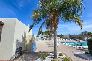 1719 SW 19th Ave, Deerfield Beach, FL 33442 - Photo 18