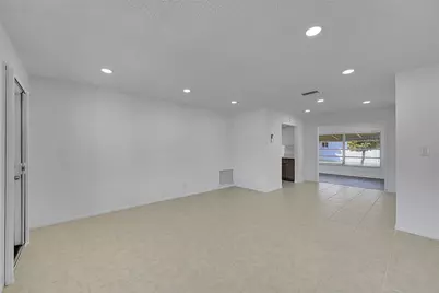 2851 W Golf Boulevard, Pompano Beach, FL 33064 - Photo 6