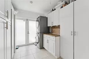 911 NW 7th St, Dania Beach, FL 33004 - Photo 12