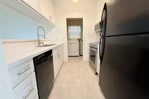 8350 NW 46th St, Lauderhill, FL 33351 - Photo 6