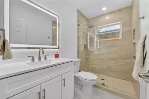 728 NE 7th St, Pompano Beach, FL 33060 - Photo 16