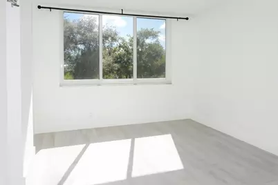 4200 Hillcrest Drive #201, Hollywood, FL 33021 - Photo 8