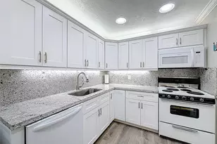 4211 NW 41st St Unit, Lauderdale Lakes, FL 33319 - Photo 8