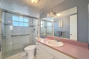 4211 NW 41st St Unit, Lauderdale Lakes, FL 33319 - Photo 28