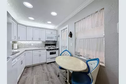 4211 NW 41st Street #205, Lauderdale Lakes, FL 33319 - Photo 6