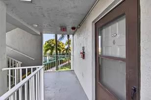 2222 N Cypress Bend Dr Unit, Pompano Beach, FL 33069 - Photo 18