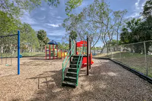 2222 N Cypress Bend Dr Unit, Pompano Beach, FL 33069 - Photo 20