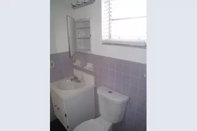 803 NE 8th Street, Hallandale Beach, FL 33009 - Photo 38