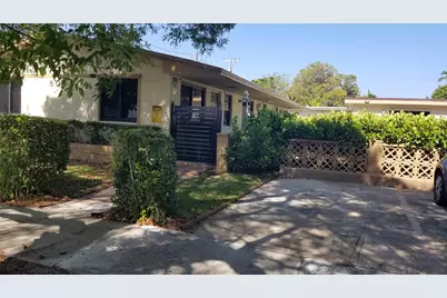 803 NE 8th Street, Hallandale Beach, FL 33009 - Photo 2