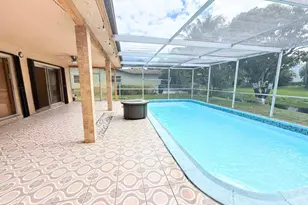 8800 NW 3 St, Pembroke Pines, FL 33024 - Photo 28
