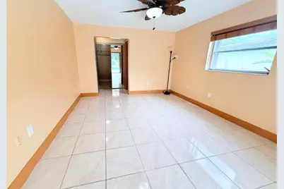 8800 NW 3 Street, Hollywood, FL 33024 - Photo 4