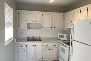 189 Saxony D, Delray Beach, FL 33446 - Photo 2